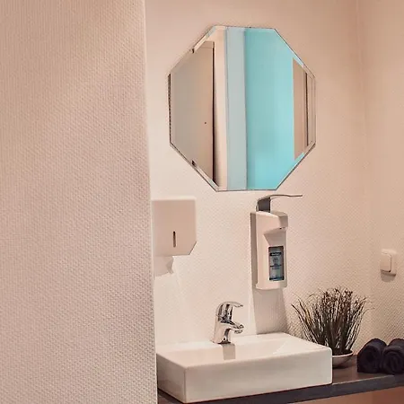 Herkules - Privates Am Waldrand Mit Smart Tv Und Kostenlosen Parkplaetzen Lejlighed *