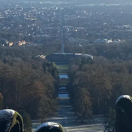Apartment Herkules: Forest-edge With Smart Tvs And Free Parking Kassel