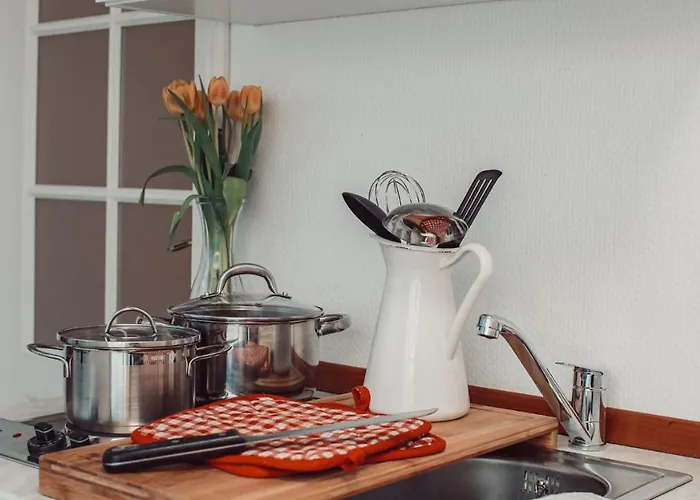 Herkules - Privates Am Waldrand Mit Smart Tv Und Kostenlosen Parkplaetzen * 卡塞尔