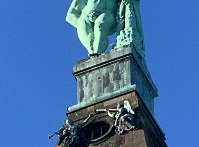 Herkules - Privates Zwei Am Waldrand Mit 2x Smart Tv Und Kostenlosen Parkplätzen *